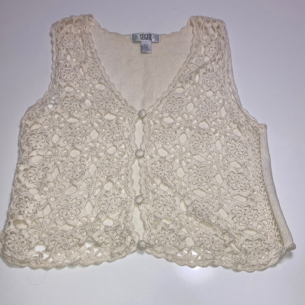 Segue woven lace sleeveless vest Size L